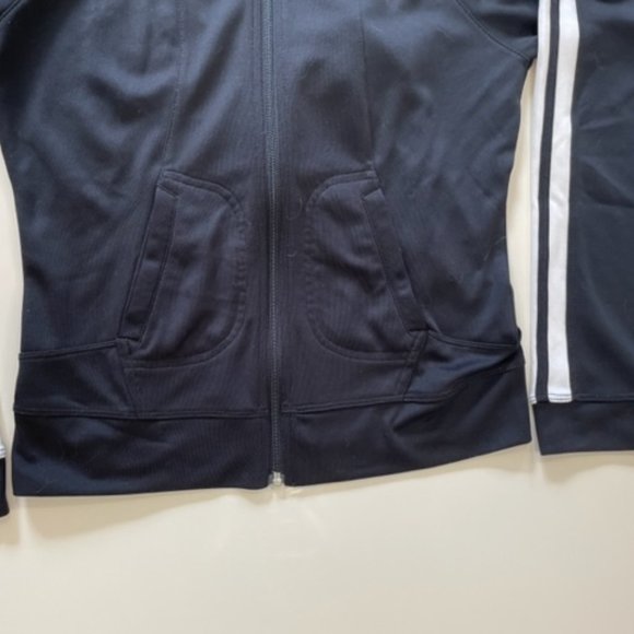 NIKE Women's Black & White Hooded Activewear Jacket ~ Size small - Picture 4 of 14